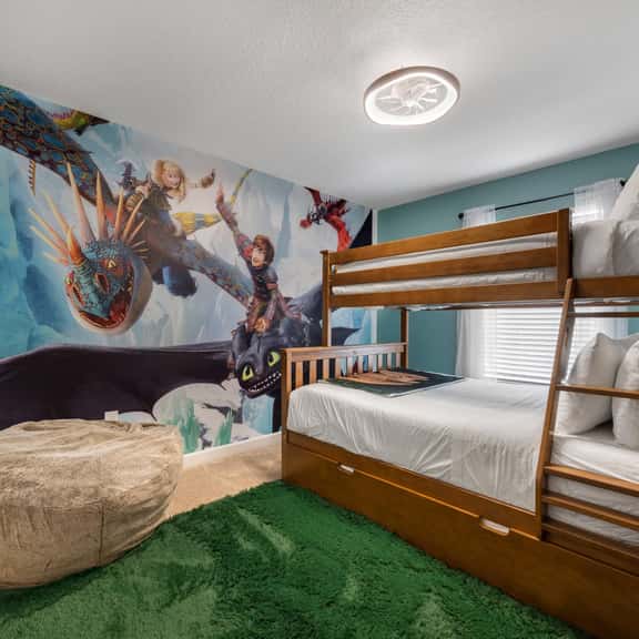 Mickey & Mario Luxury Retreat, private pool - Image 1