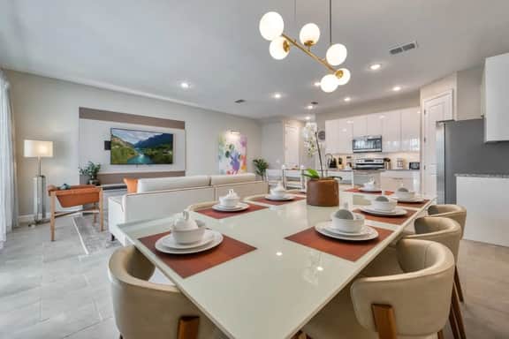 Amazing home private pool, 10 min from Disney