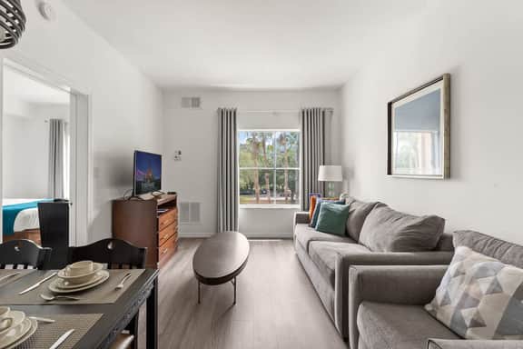 Apartment 1 BR FREE Shuttle to Disney Parks