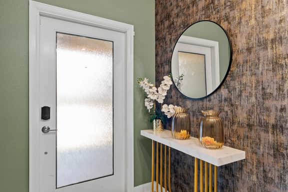 Chic 4BR Home with Mickey & Star Wars Rooms