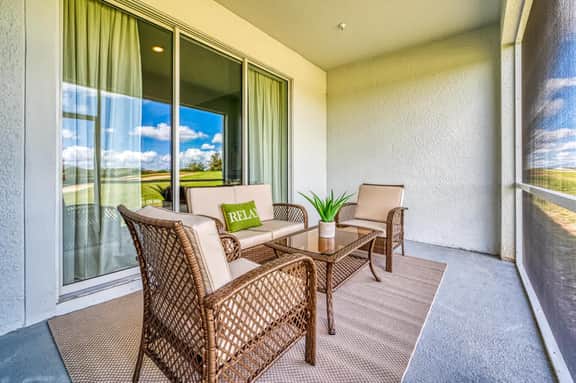 Chic Golf-View Condo - Simply Amazing