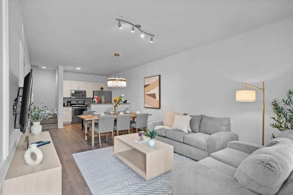Comfort and Style, 3BR Near Disney, Sleeps 8