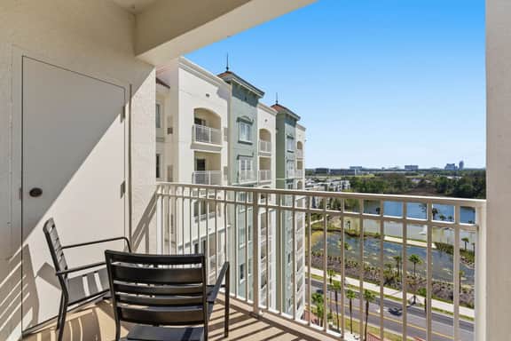 Family 2-Bedroom Suite in Prime Orlando Location