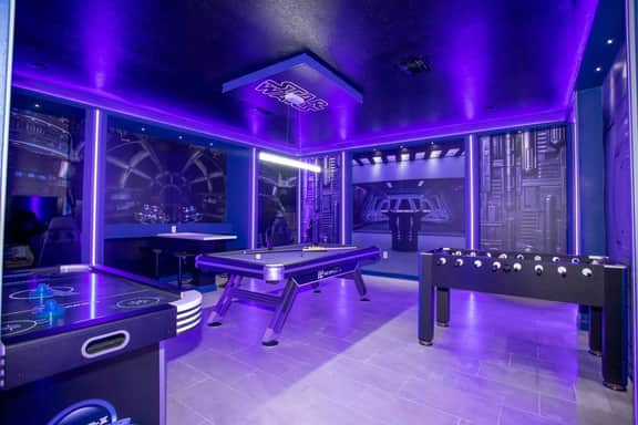 Family Fun Oasis, 6BR, Game Room, Pool