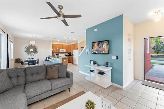 Lake View and Private Pool 4BR at Bella Vida