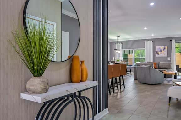 Luxury, Corner Lot, Pond View Vacation Home