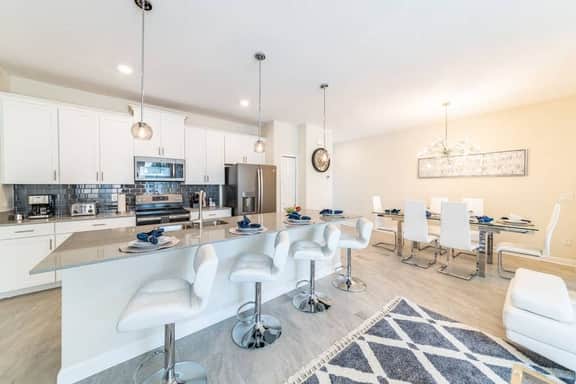 Modern Comfort 4BR Home with Pool