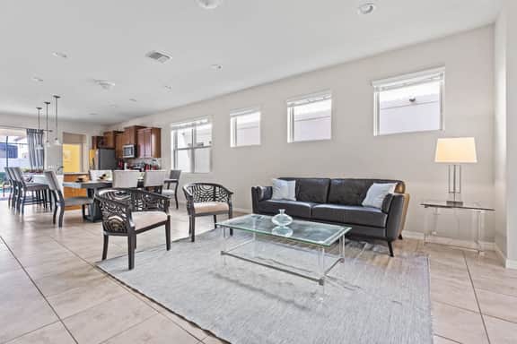 Pet Friendly Amazing 5 BR sleeps 10