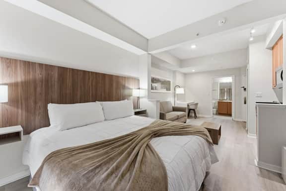 Prime Location Studio Near I-Drive and Epic park
