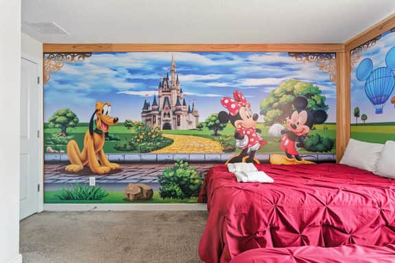 Relax Near Disney, 4BR Home with Pool
