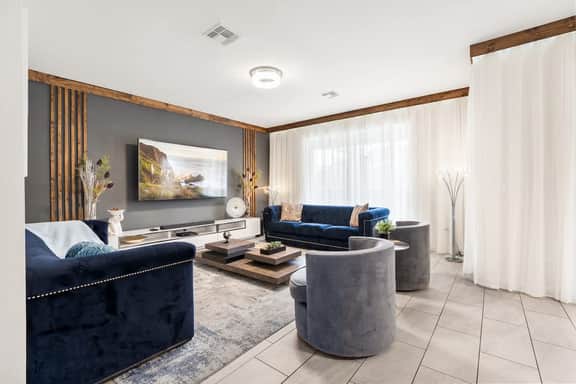 Sophisticated 6BR at Storey Lake