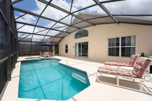 Spacious 4BR Home, Pool, Games, Pets Welcome
