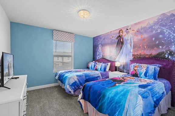Stylish 4BR home Near Disney with Themed Rooms