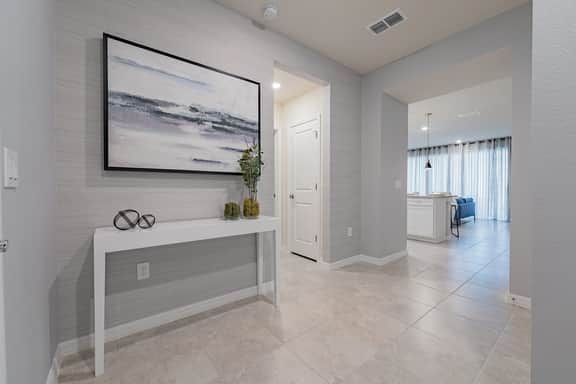 Stylish 5BR Retreat with Pool Near Disney