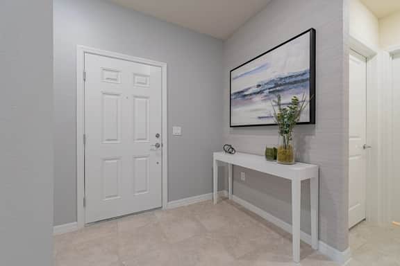 Stylish 5BR Retreat with Pool Near Disney