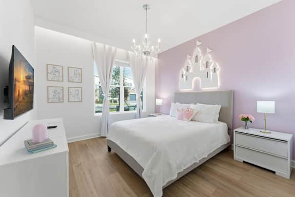Stylish Family Villa, Themed Rooms, Pool