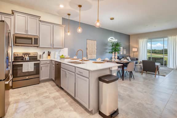 Stylish Golf View Condo, Absolutely Amazing