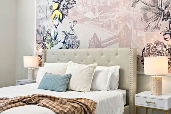 5BR Home, Private Pool, Chic Decor, Themed Rooms