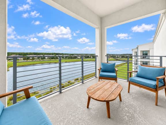 Lake View Family Escape, 2BR, Close to Disney - Image 2