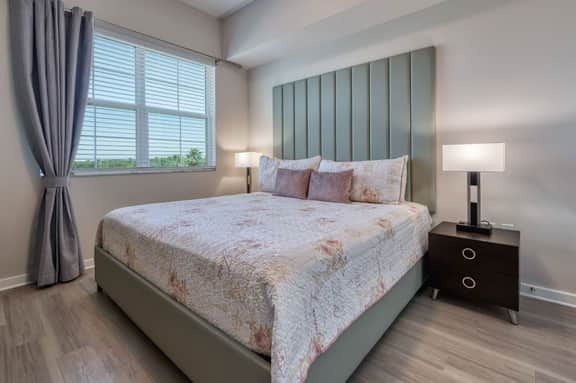 Cozy 2BR condo, Comfort and Prime Location - Image 4