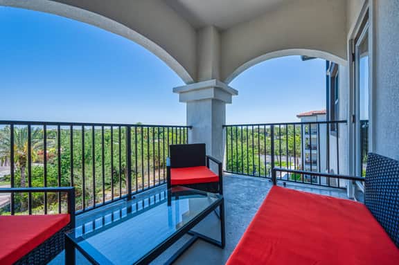 Spacious 3BR condo, Perfect Orlando Home Base - Image 3