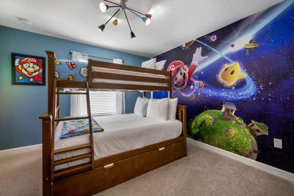 Mickey & Mario Luxury Retreat, private pool - Image 4