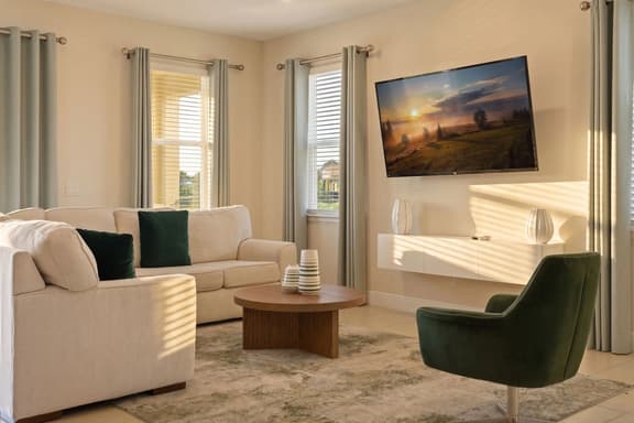 4BR Getaway, Spacious, Beautiful, Great Location