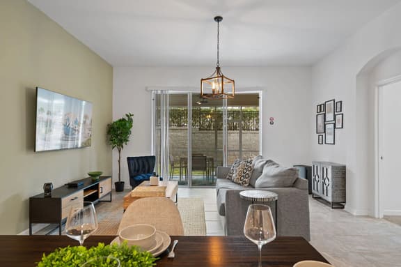 CONDO 2bed/2bath next to Disney w/ Free Water Park