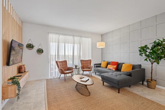 Elegant and Spacious 3 Bed Condo at Champions Gate