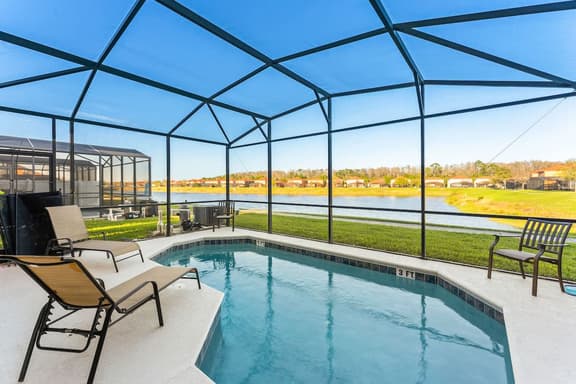 Lake View and Private Pool 4BR at Bella Vida