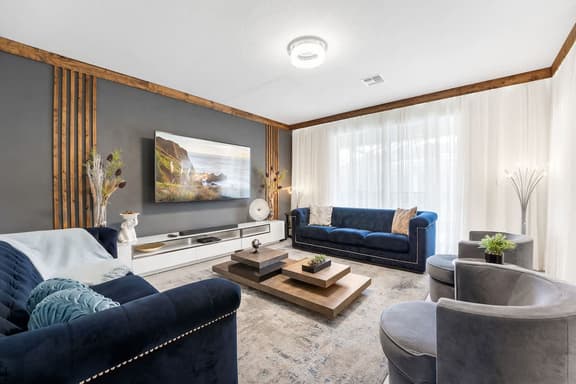 Sophisticated 6BR at Storey Lake