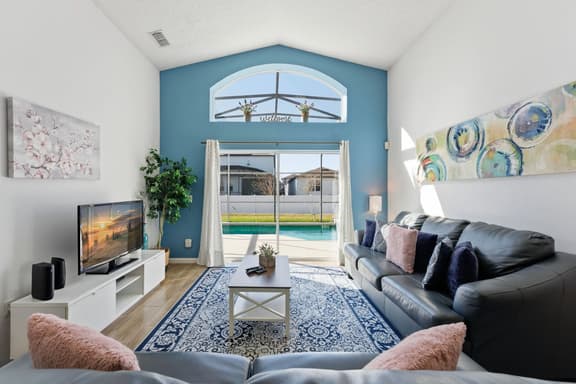 Spacious 4BR Home, Pool, Games, Pets Welcome