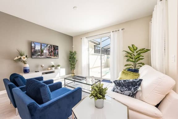 Themed 4BR Home-Mickey & Star Wars, Pool, Spacious