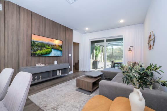 Upscale Disney Escape with Themed Rooms
