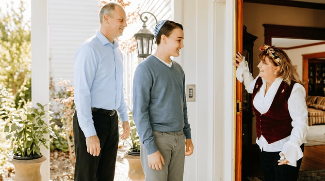 Why Choose UneHomes?